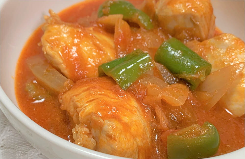 鶏肉のトマト煮込み
